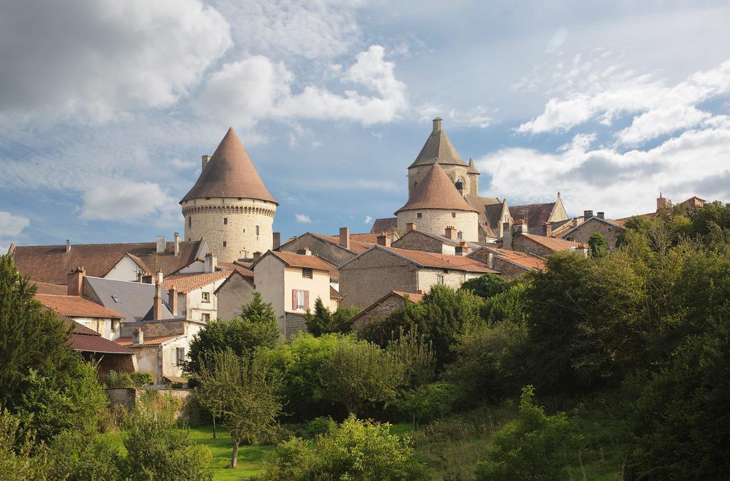 Abbaye Du Palais Acomodação com café da manhã Thauron Exterior foto